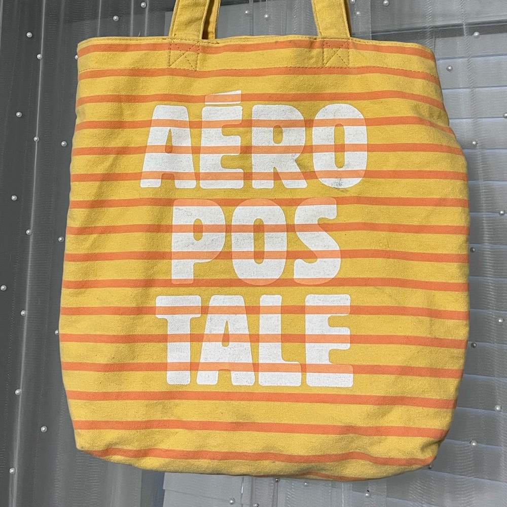 Aeropostale Tote
